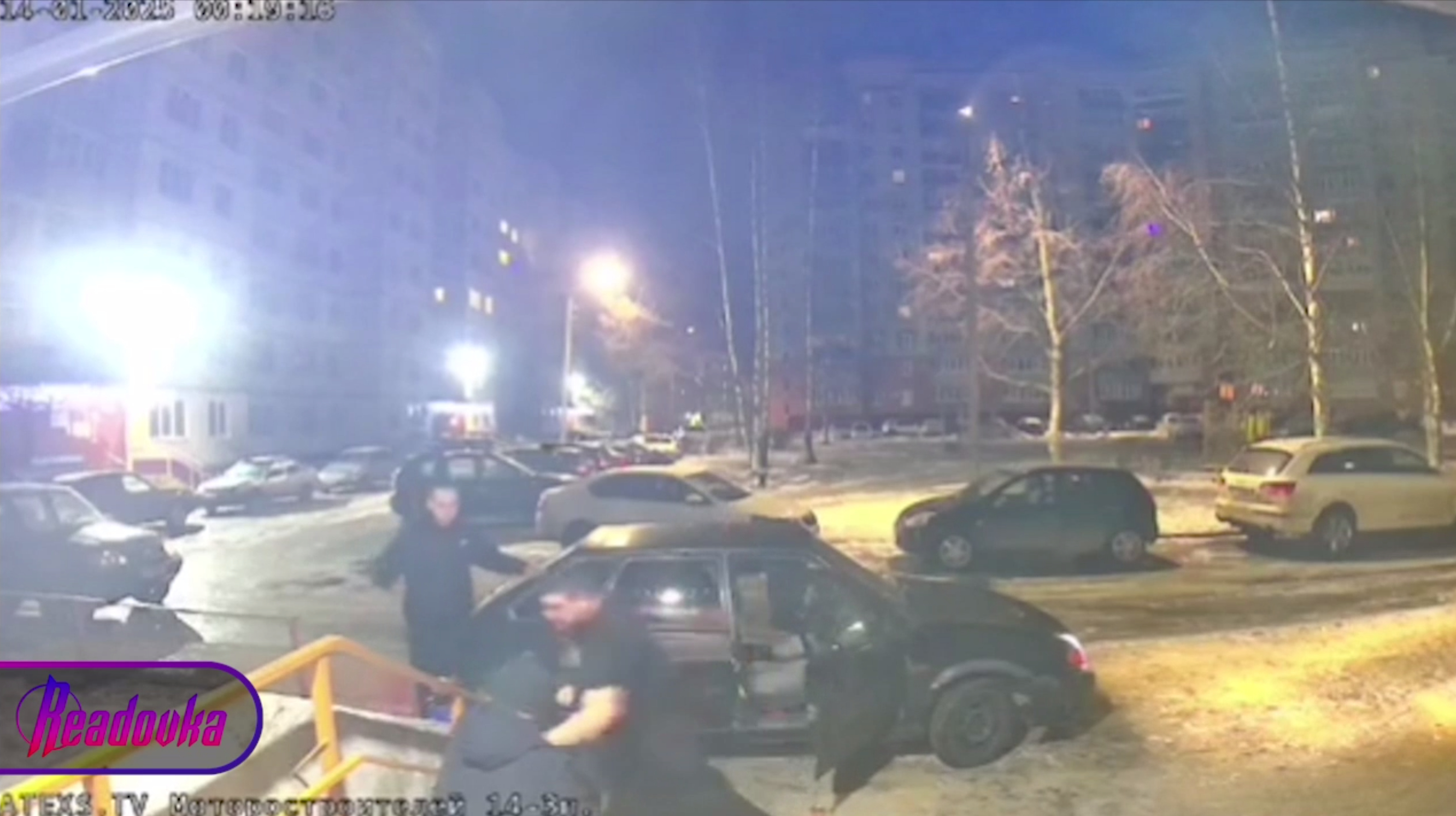 В Ярославской области мужчины избили пенсионера после замечания