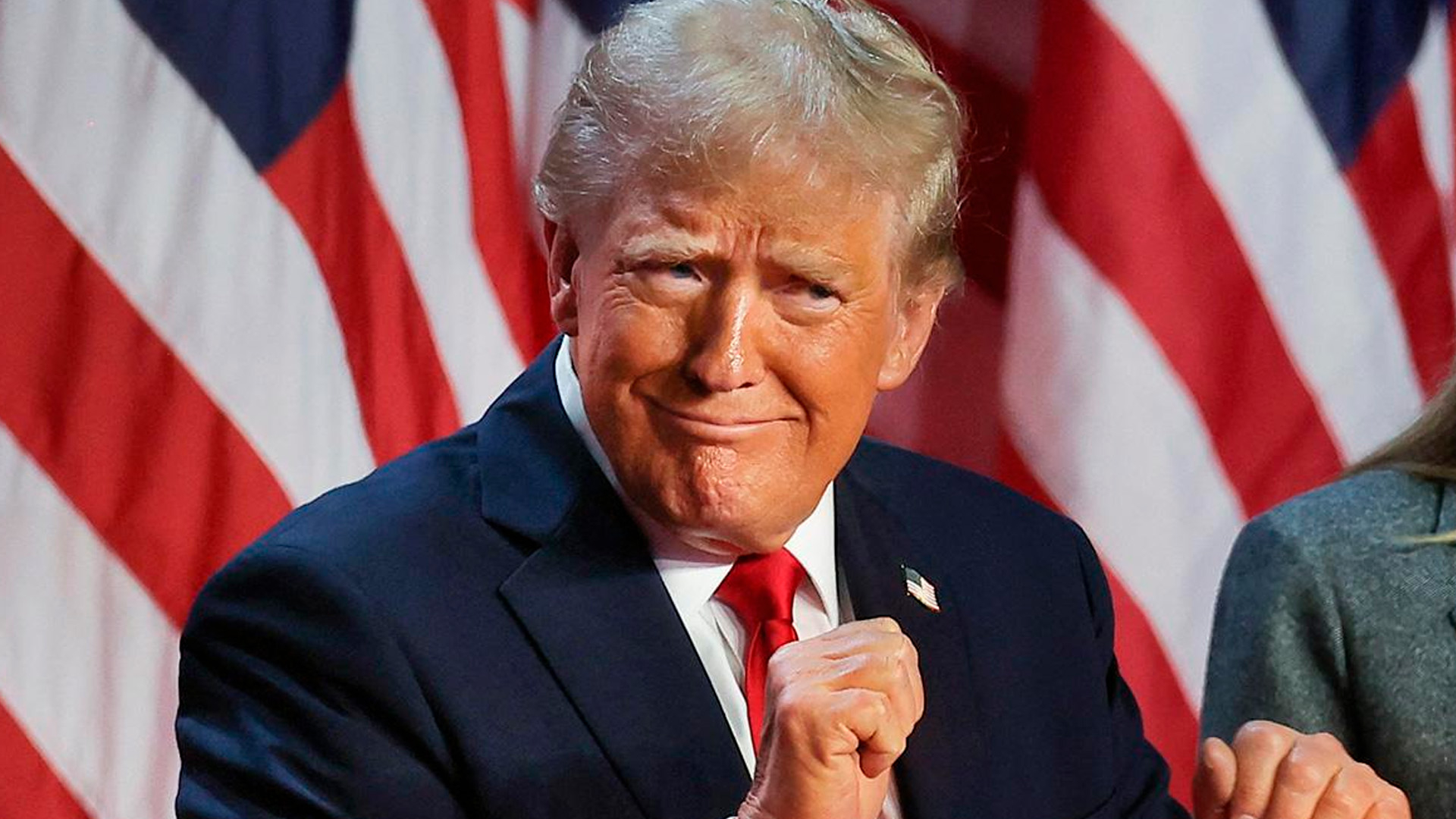 Сразу после инаугурации Трамп собрался подписать сотни указов