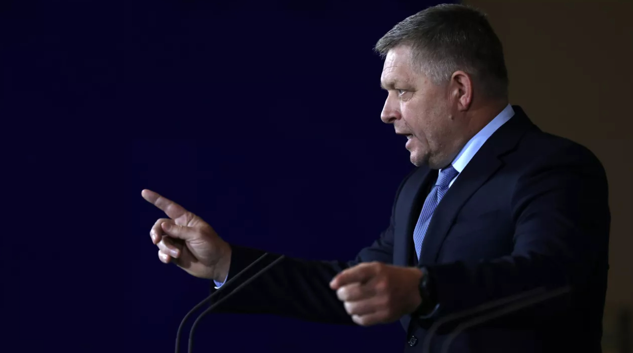Фицо обвинил «Грузинский национальный легион» в организации протестов в Словакии