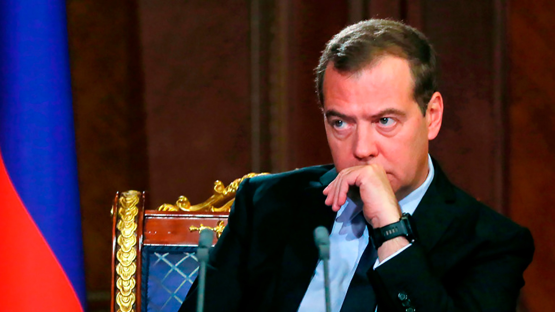 Медведев назвал чушью заявления Зеленского про обмен территориями