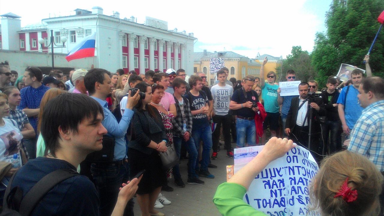 Протестная сводка: страну накрыло акциями против коррупции