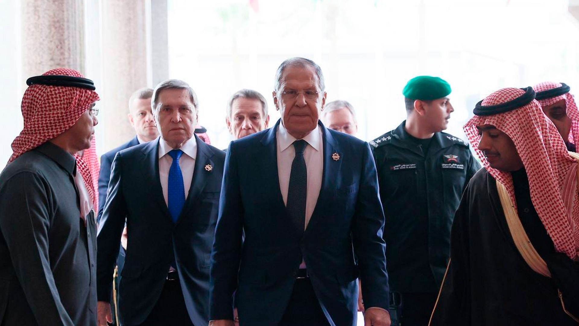 Fox News: Россия и США обсуждали трехступенчатый мирный план по Украине