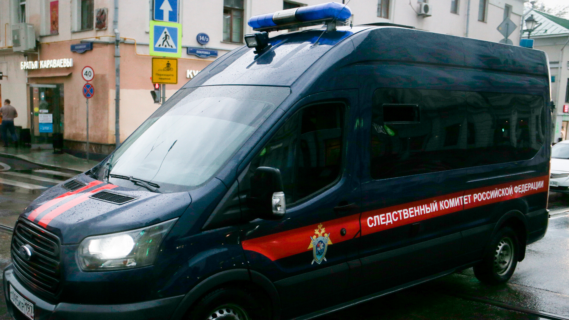 СК начал проверку ситуации с ветераном СВО в ХМАО, которому приходится ползти до своей квартиры