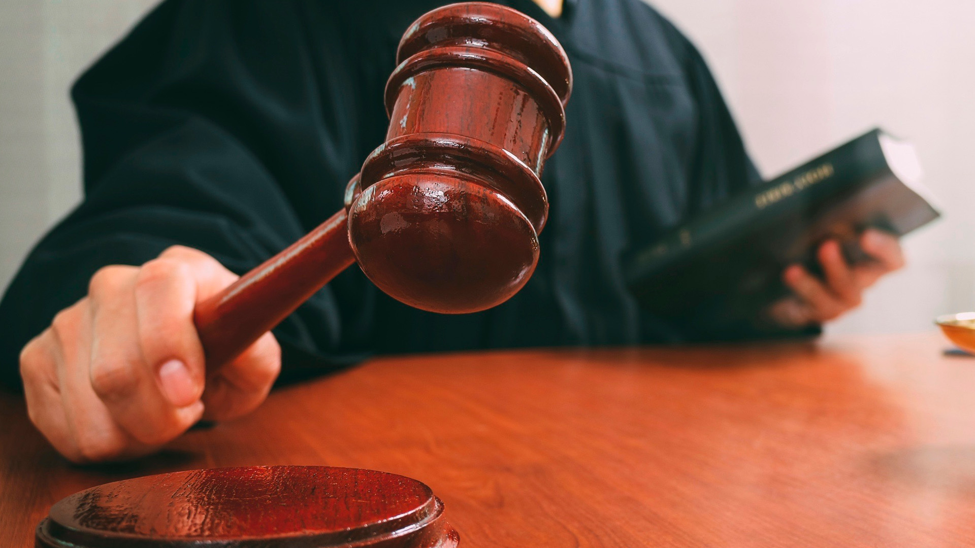 В Хабаровском крае радикальную исламистку отправили в колонию на 1,5 года