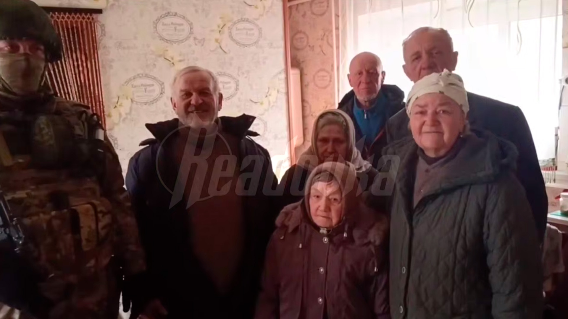 «Мы вас каждый день ждали!»: жители Курской области поблагодарили своих освободителей