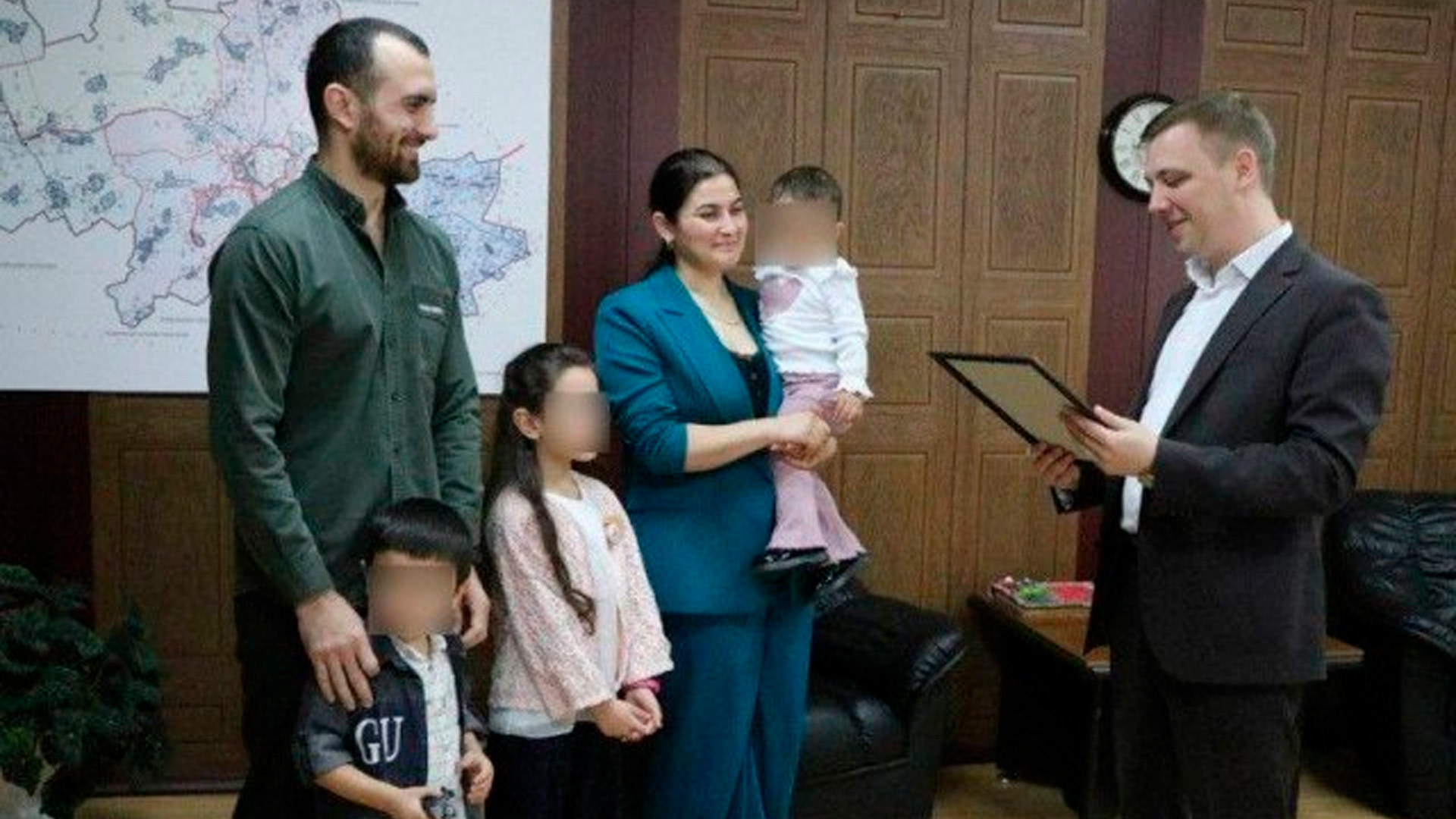 В Рязанской области разразился скандал после выдачи жилья многодетной семье