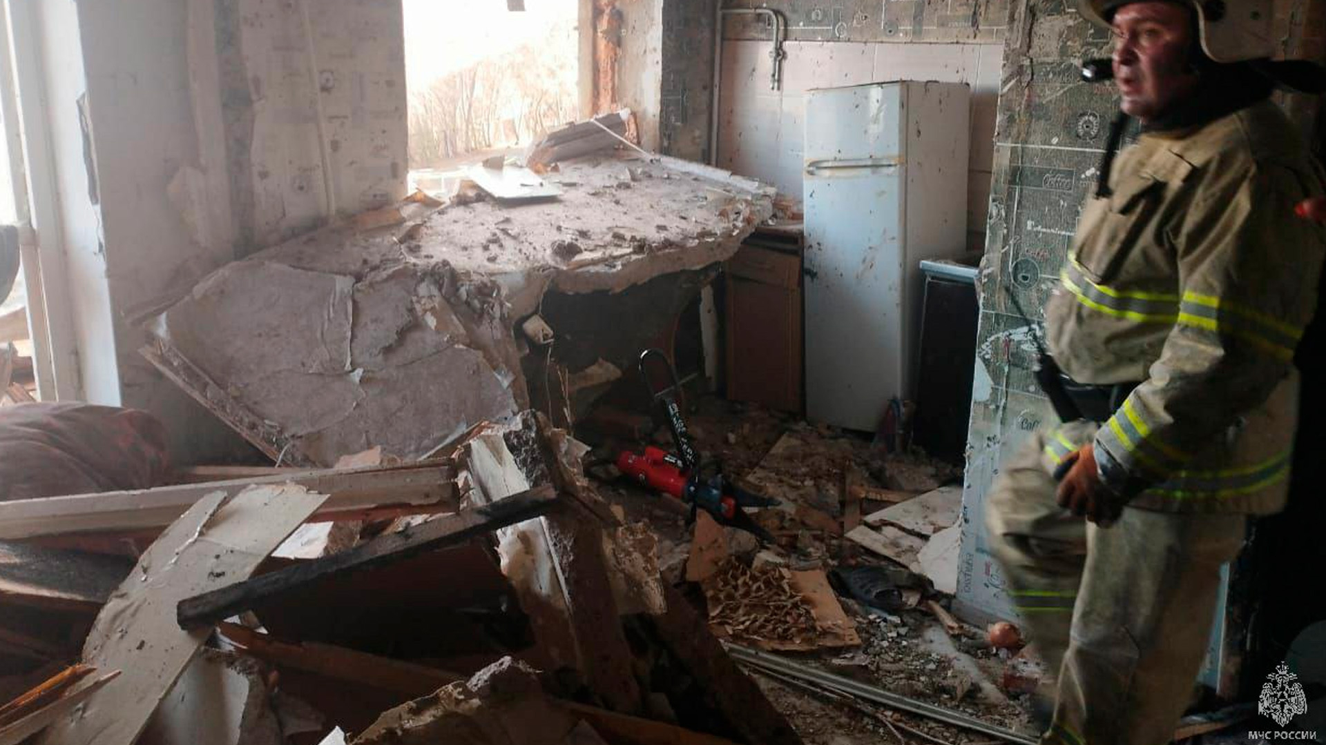 При взрыве газа в доме в Челябинске погиб человек