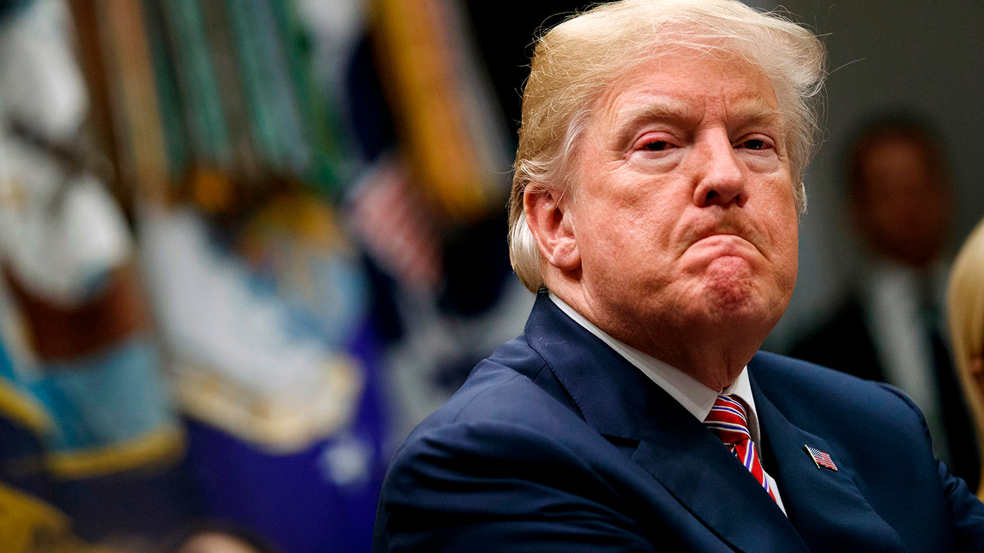 Трамп пообещал Зеленскому большие проблемы при отказе от ресурсной сделки