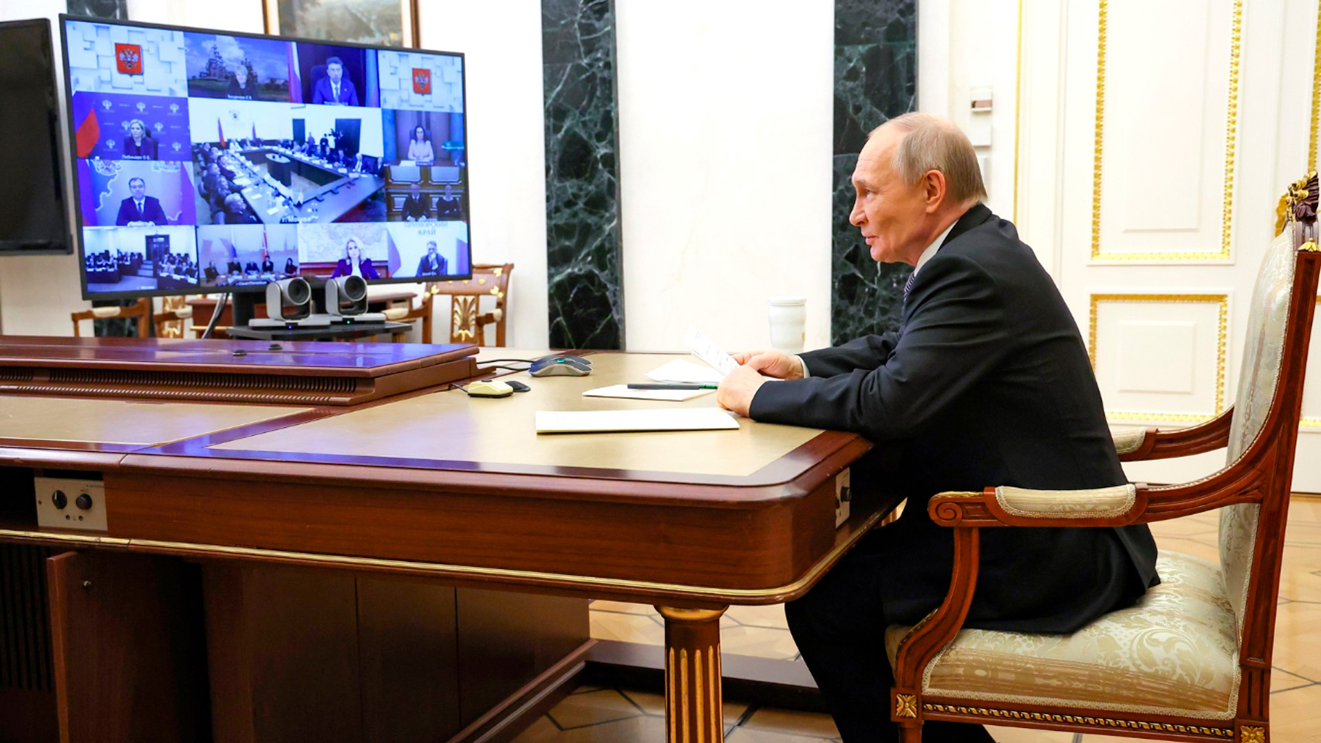 Путин запросил доклад о моратории на удары по энергообъектам РФ и Украины