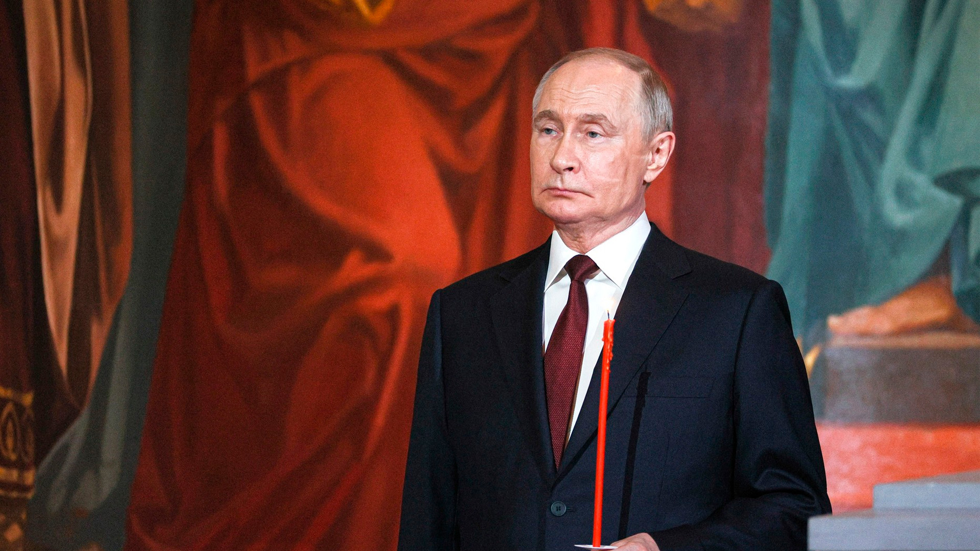 Путин поздравил россиян с праздником Пасхи