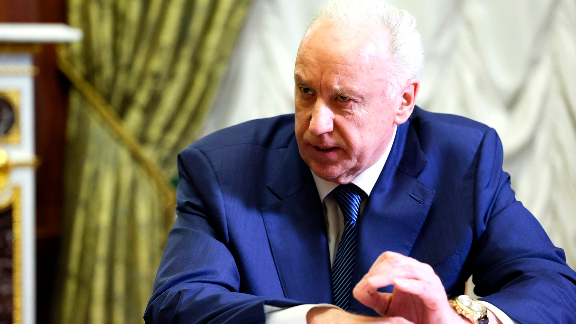 Бастрыкин поручил возбудить дело по факту осквернения мемориала советским воинам в Болгарии