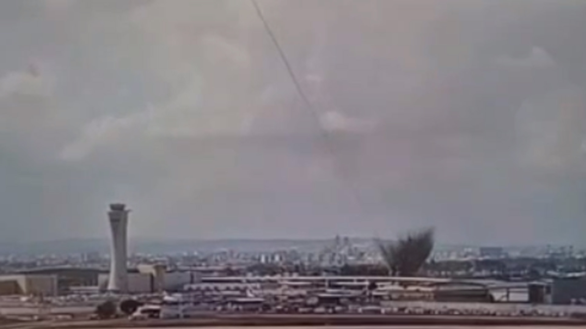 Хуситы нанесли ракетный удар по аэропорту в Израиле