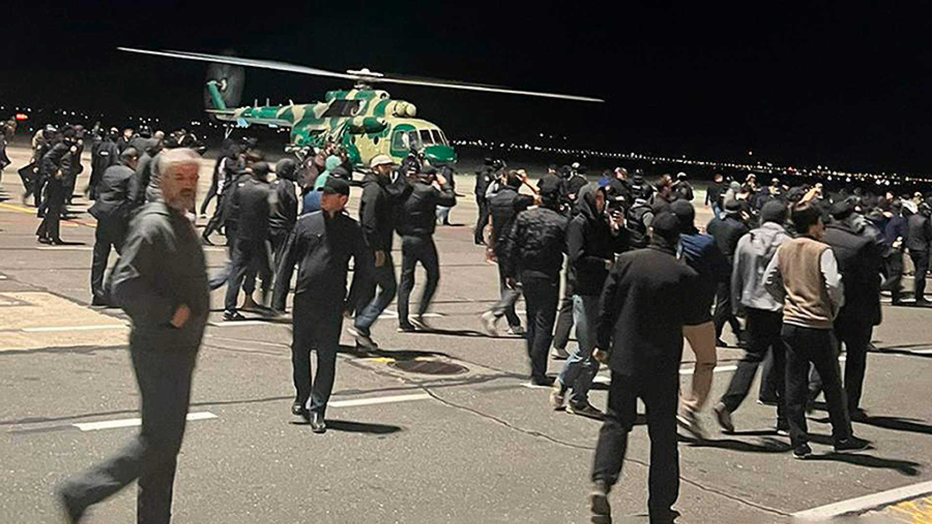 Еще 4 участникам беспорядков в аэропорту Махачкалы вынесли приговор