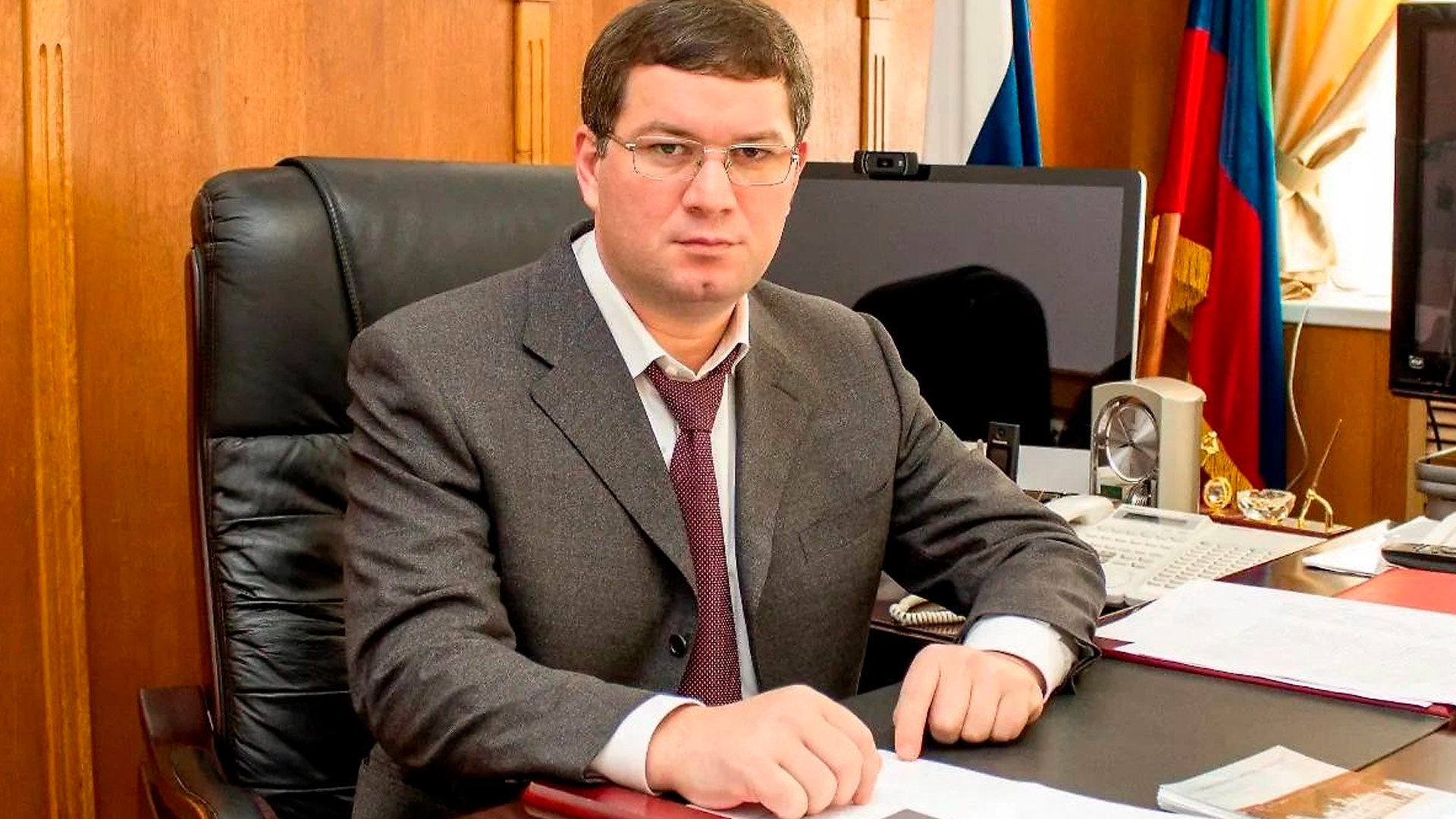 Главу одного из районов Дагестана задержали по подозрению в мошенничестве