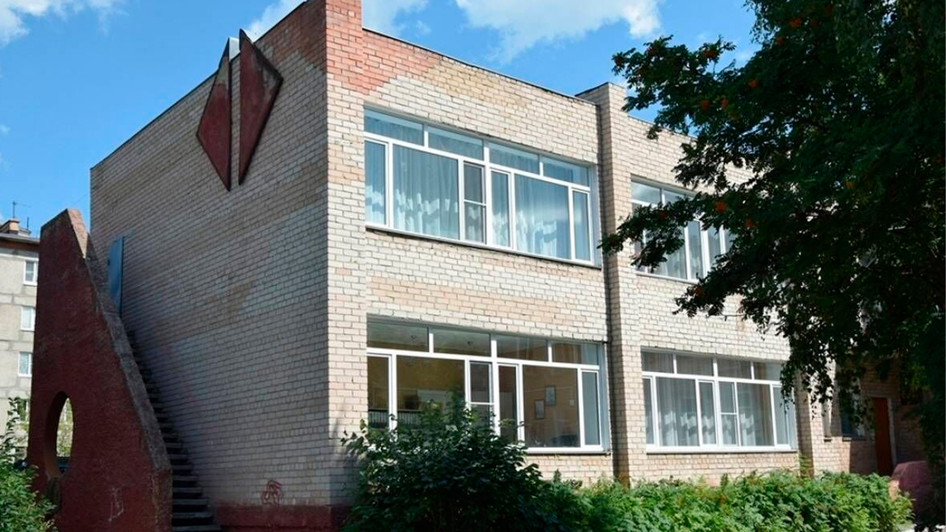 Детсад повесил на челябинских родителей долг из-за ошибки бухгалтера