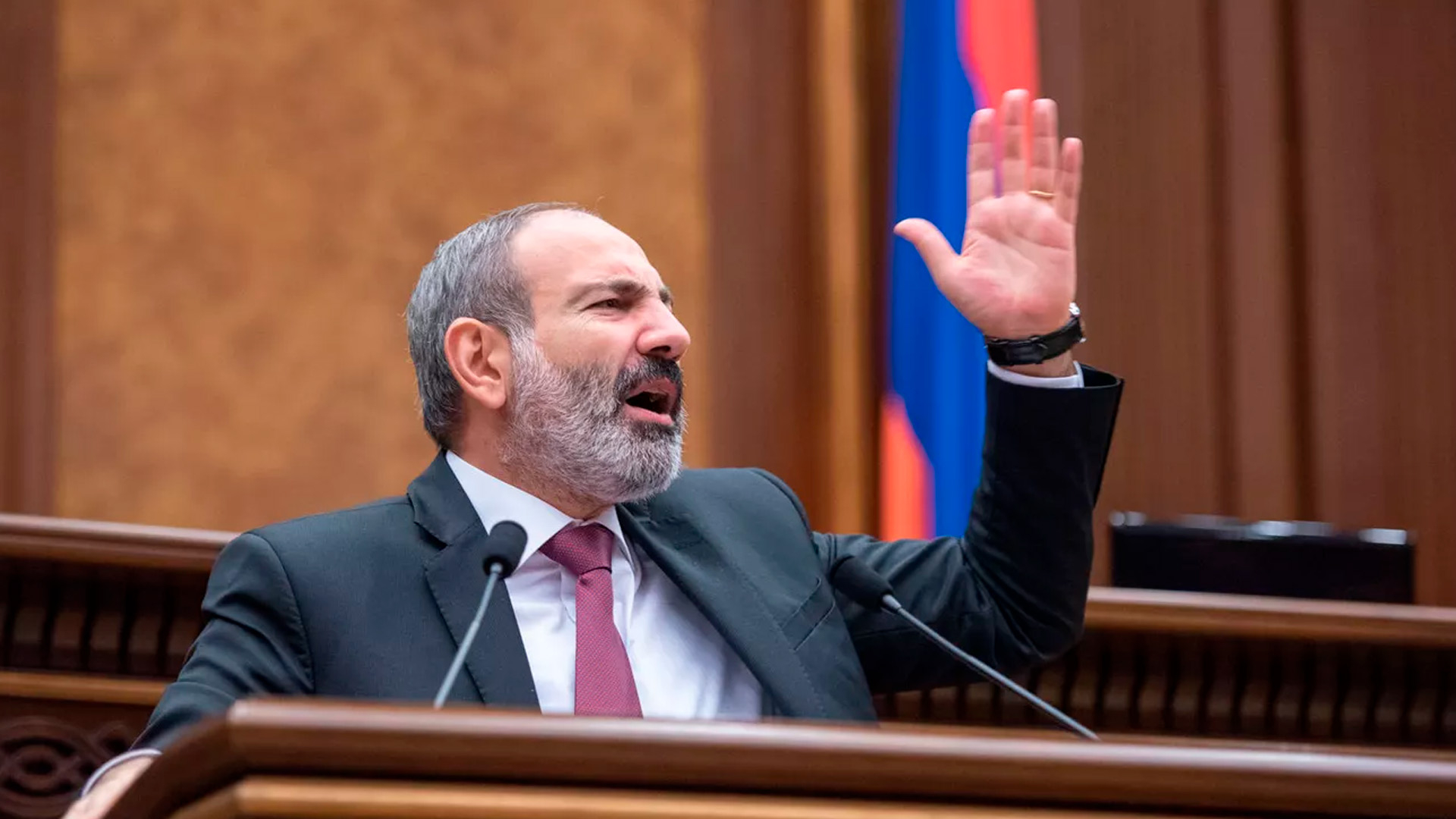 Пашинян призвал к «освобождению» Эчмиадзина от католикоса Гарегина II