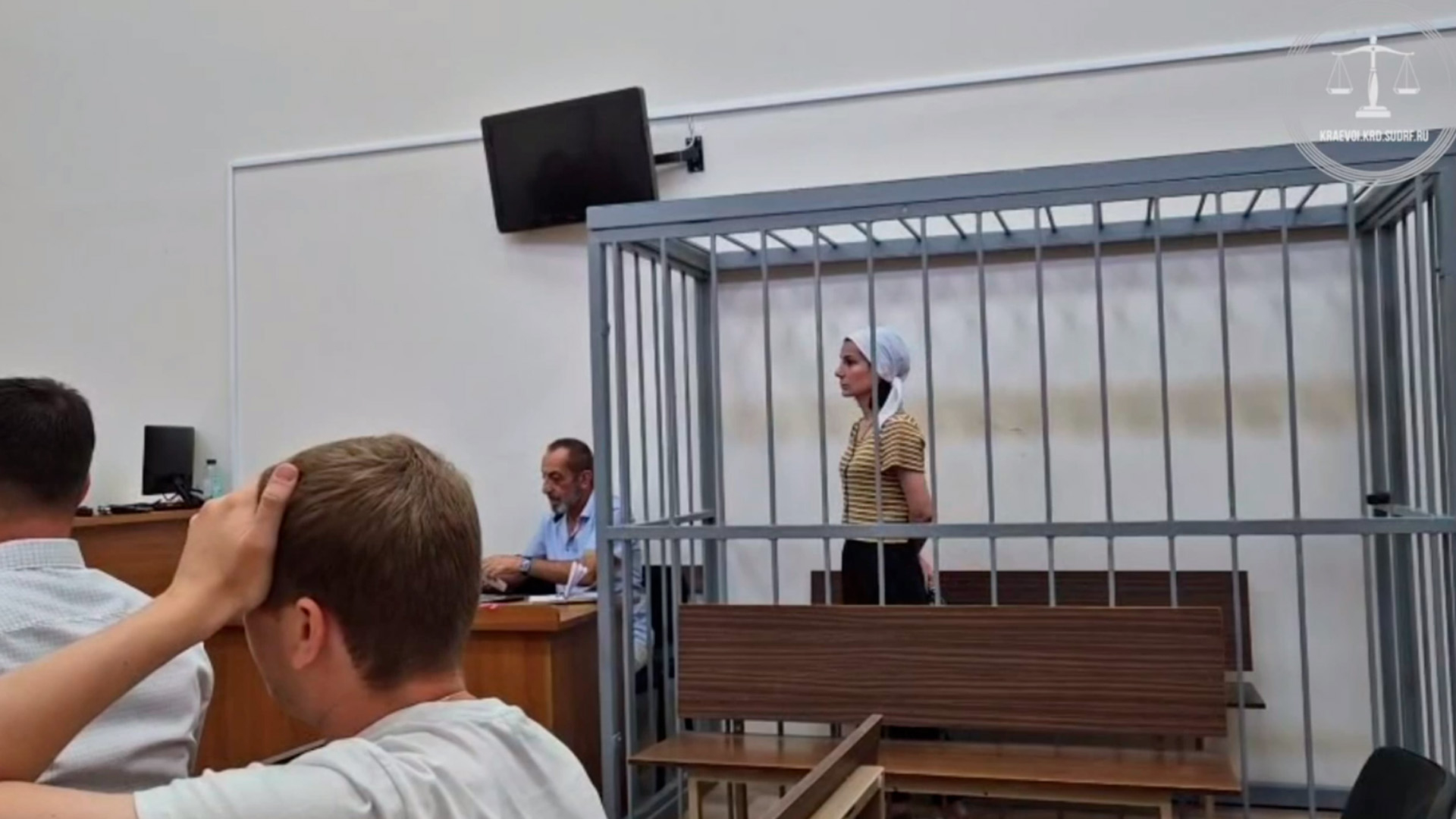Сочинский суд арестовал продавщицу смертельной чачи