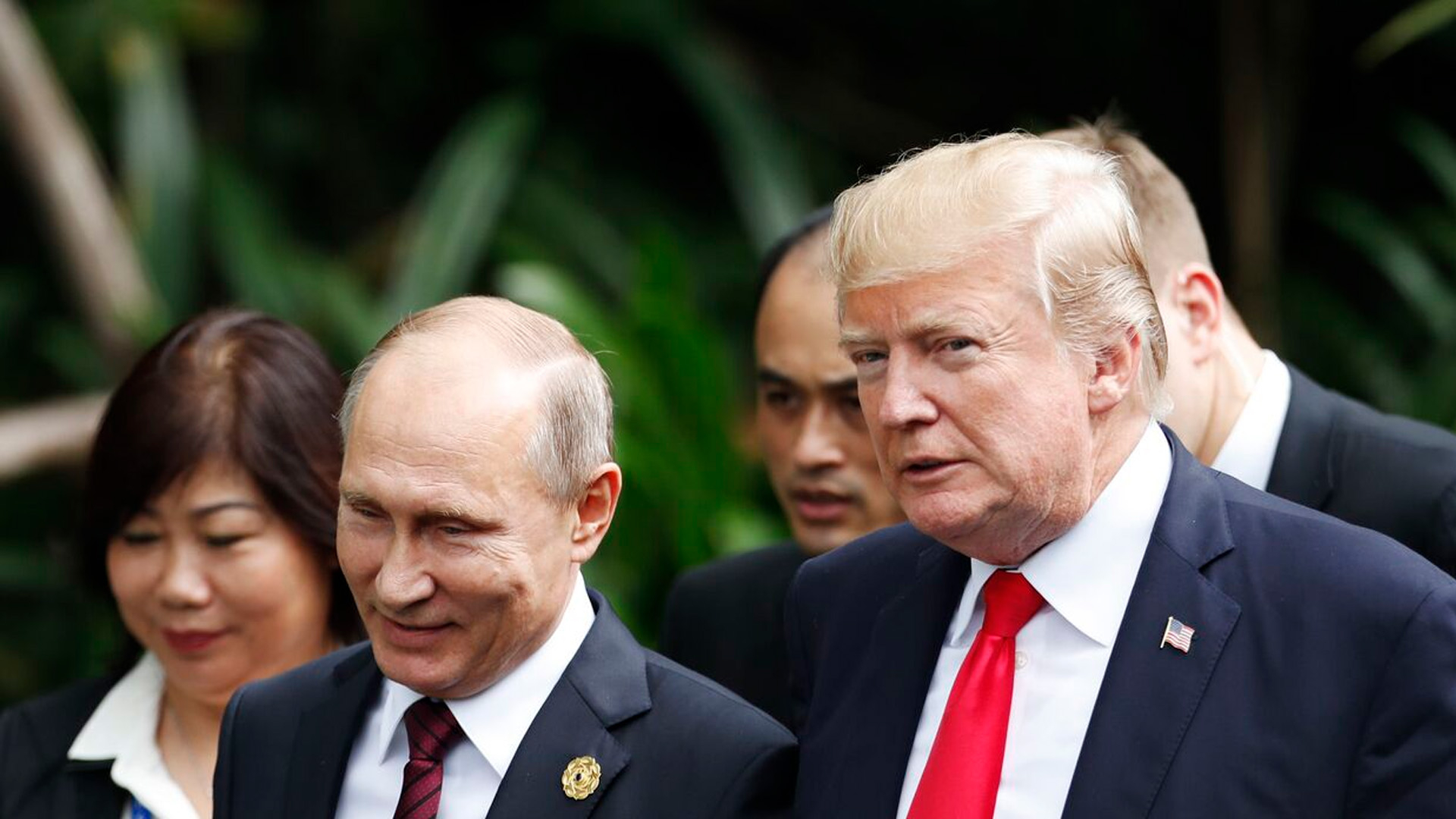 Стало известно время начала переговоров Путина и Трампа
