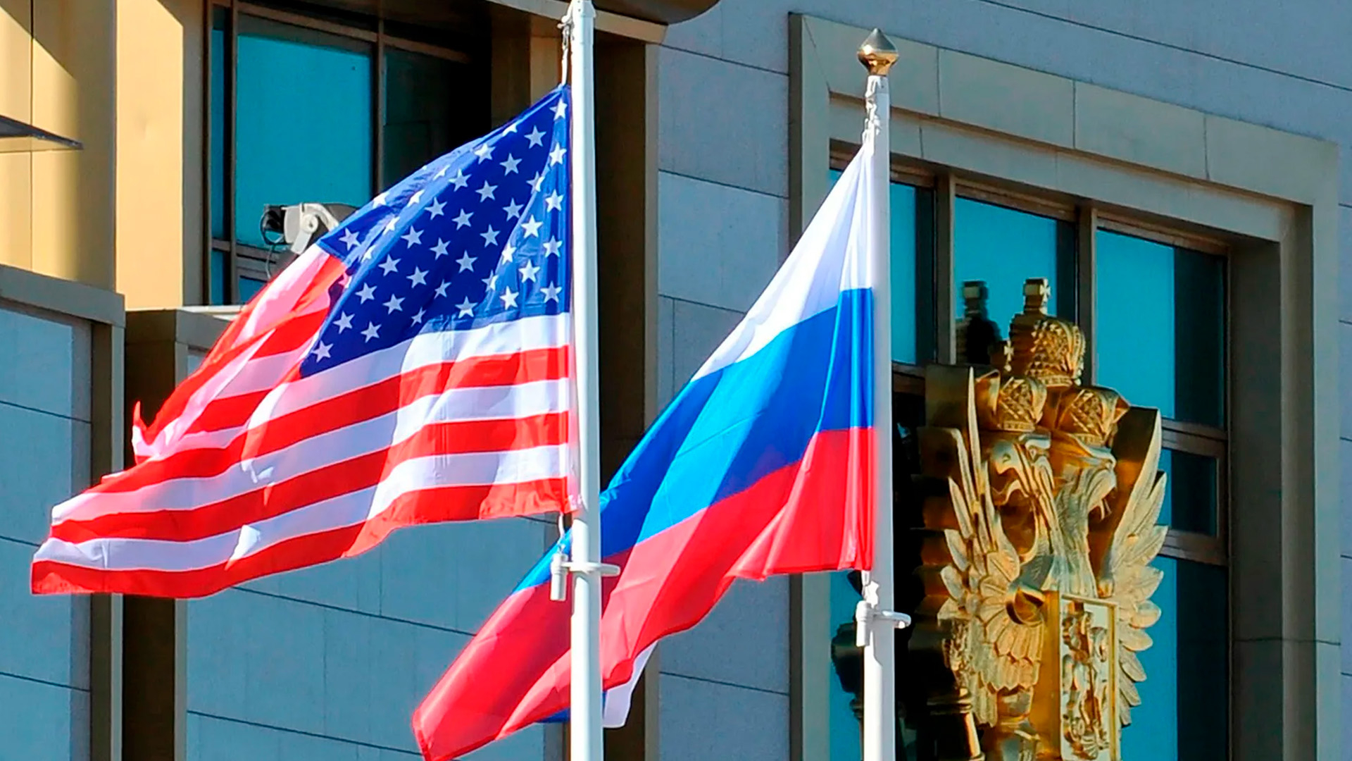 Песков: переговоры Путина и Трампа продлятся 6-7 часов