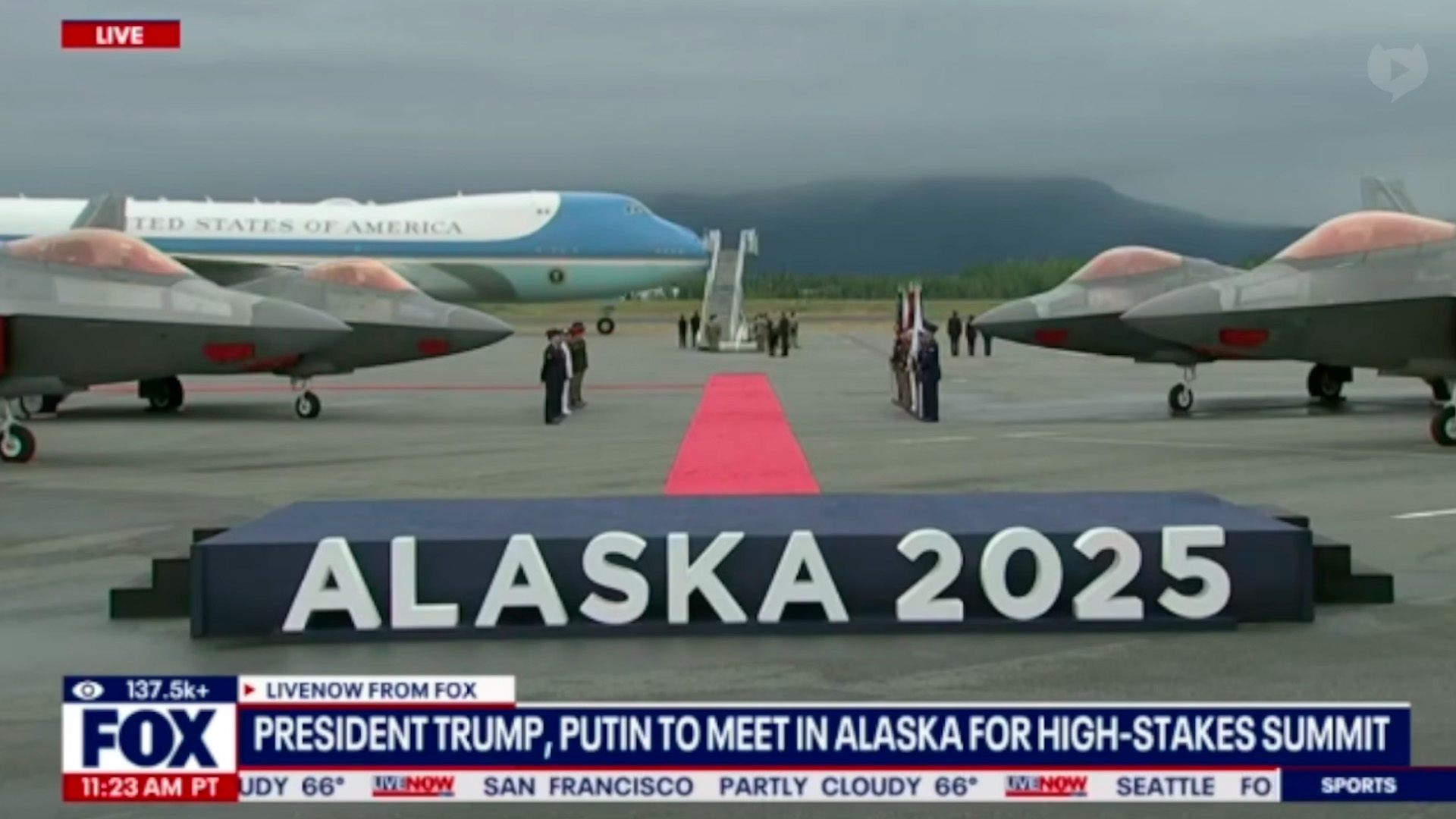 Первым в Анкоридж прилетел Дональд Трамп