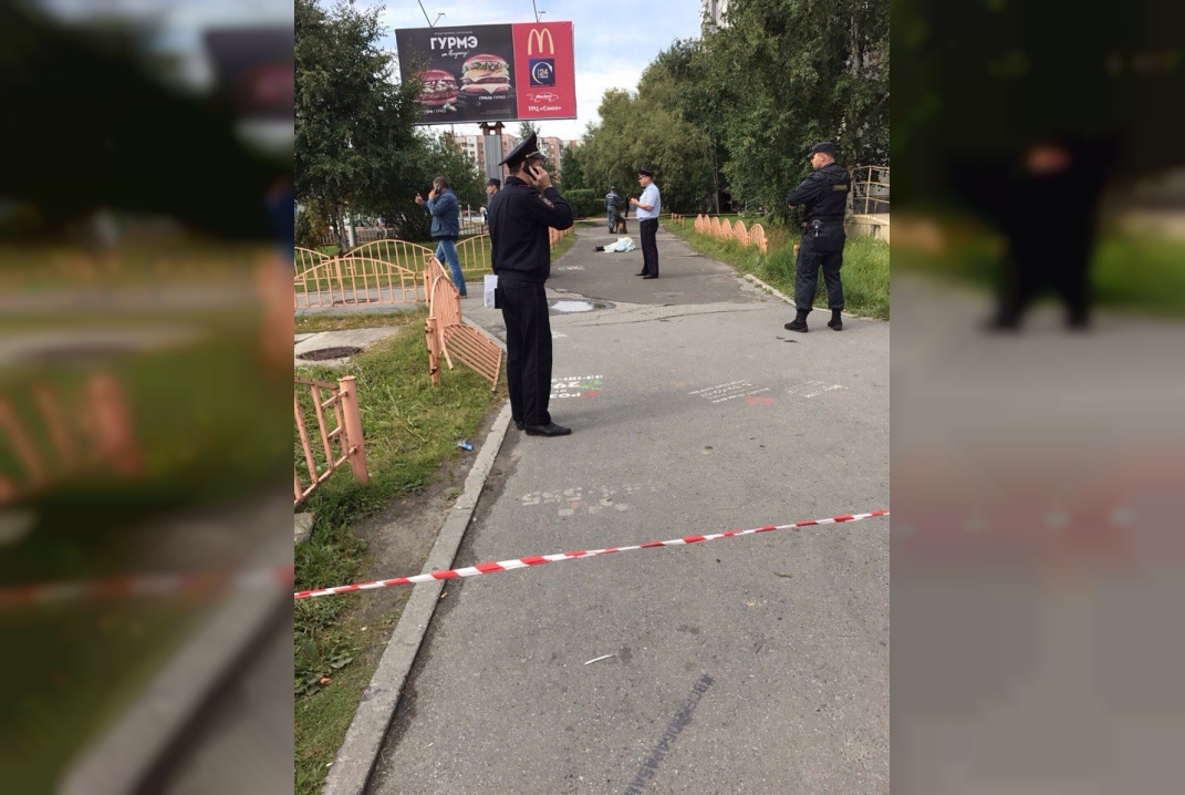 Видео: мужчина устроил настоящую резню прямо в центре Сургута