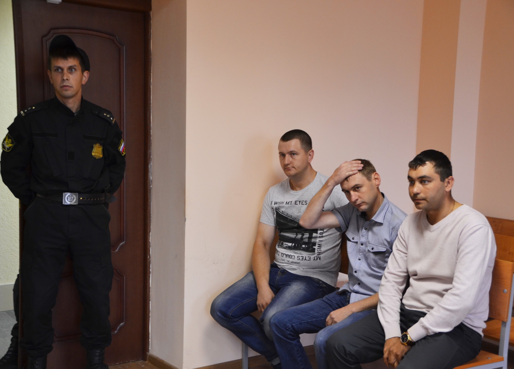Видео: в Твери судят смоленских автоинспекторов, задержавших прокурора