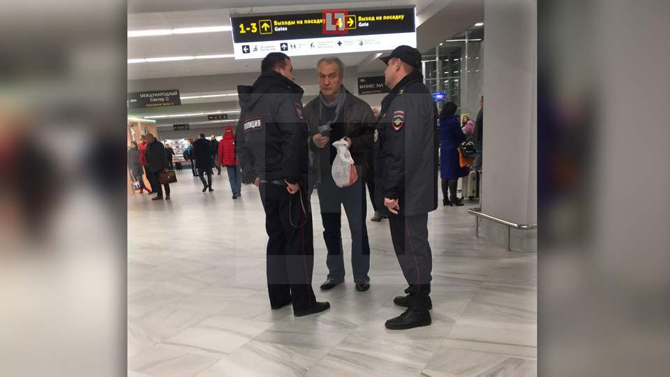 Александра Балуева сняли с рейса в Калининграде