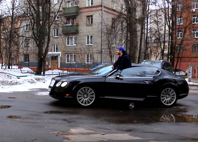 У 25-летнего рабочего угнали Bentley
