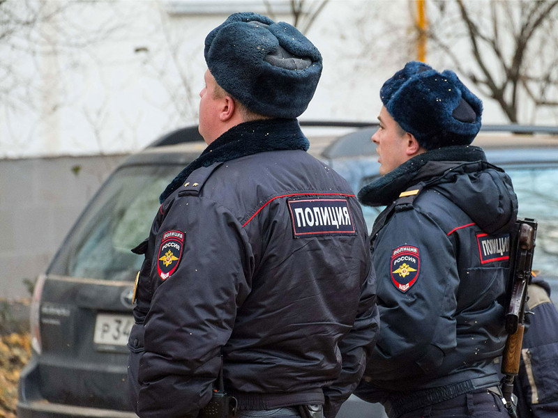 На 23 февраля пенсионер пытался убить сына и покончил с собой