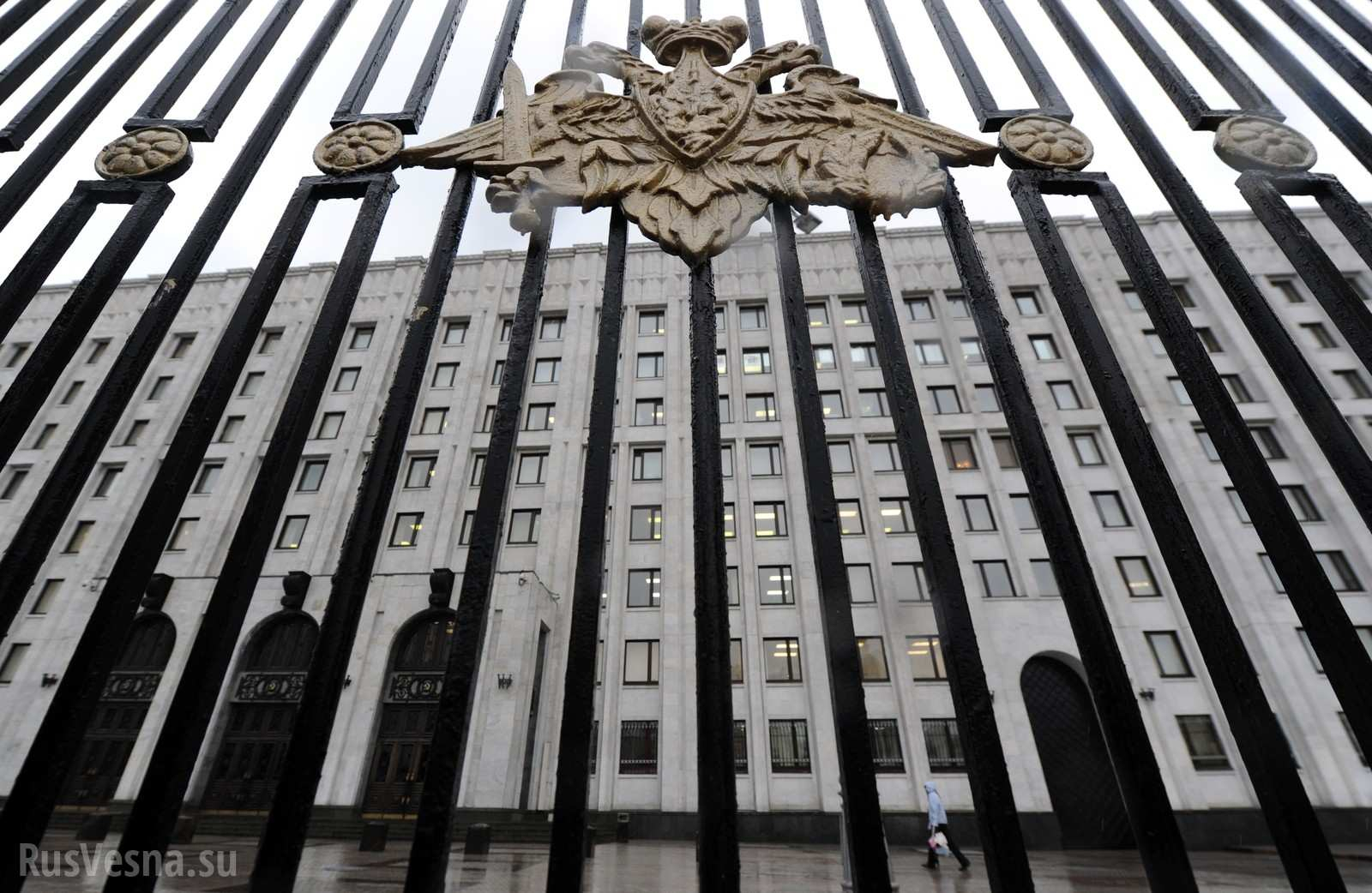 Чиновник Минобороны задержан при получении взятки