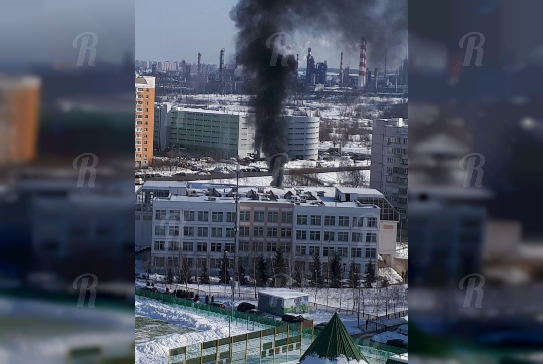 «Сначала огонь, а потом черный дым». В столице полыхала гимназия
