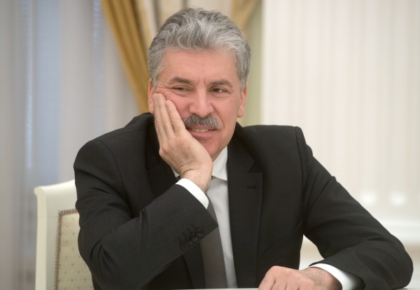 Есть подозрения, что Грудинин так и не сбрил усы
