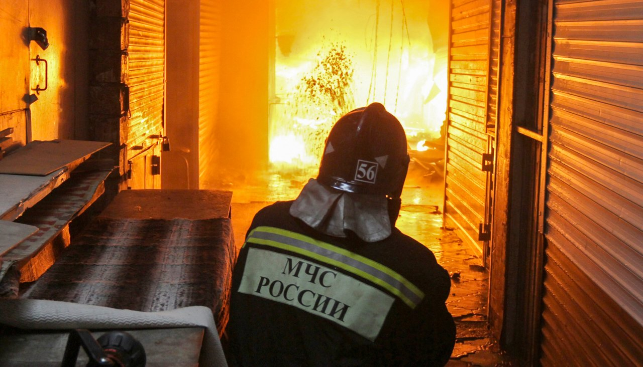 МЧС заступилось за обвиненного следователями пожарного