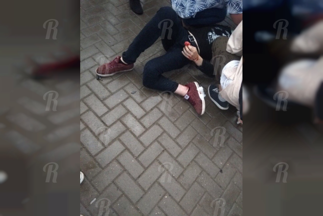 «Они выжили – это настоящее чудо!».  Иномарка сбила троих подростков на тротуаре