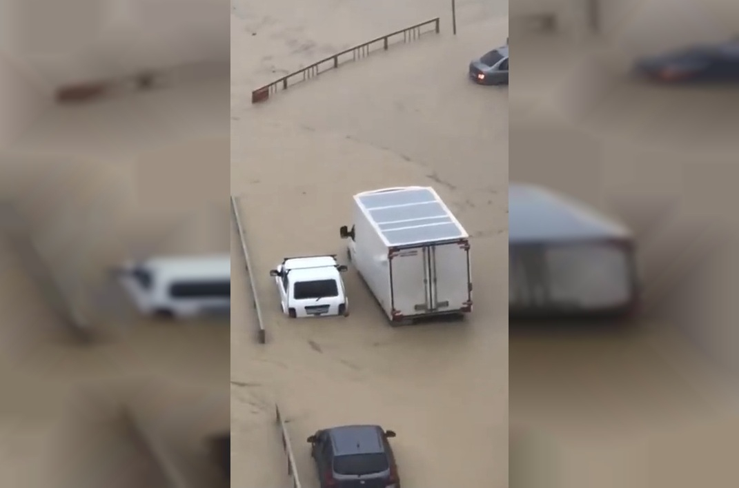 Сочи затопило накануне матча Россия-Хорватия