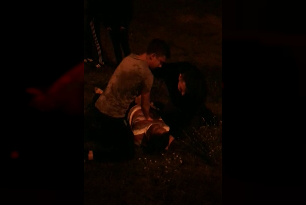 «Сделайте хоть что-нибудь!». Подростки до смерти забили  мужчину