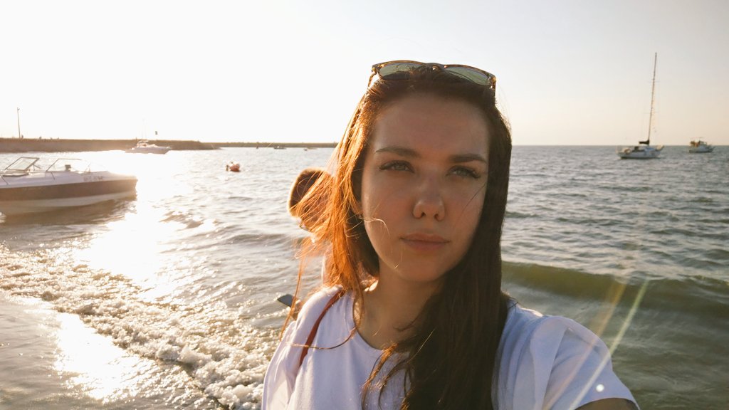 Блогерша из Новосибирска изменила жизнь бомжа, который клянчил мелочь у нее с подругами