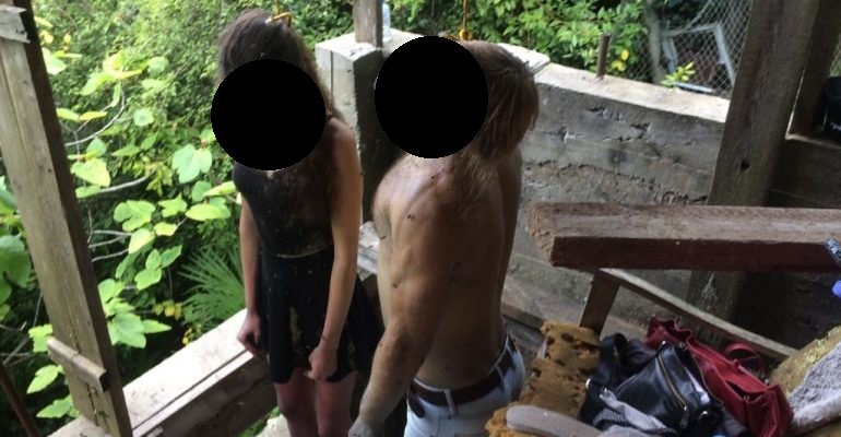 «Сделайте нам красивые могилы»: пара из Сочи повесилась
