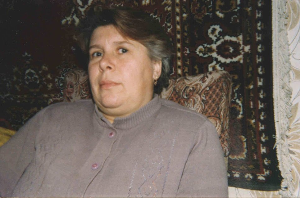 В роддоме подменили одну из близняшек и настояли, что это двойняшки