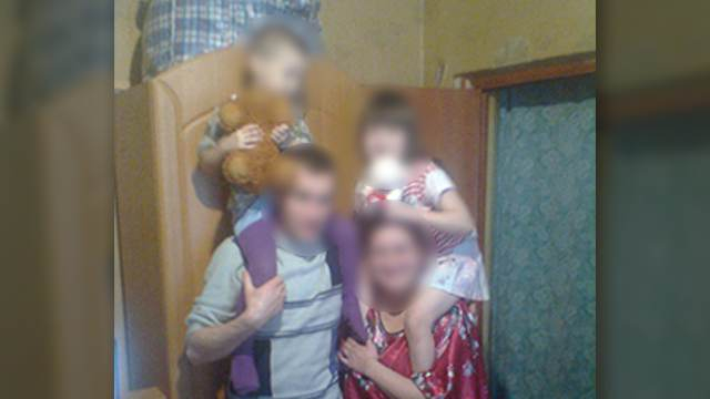 Семейная пара с двумя детьми погибла от отравления грибами