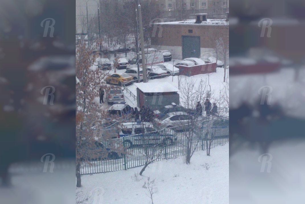 «Всегда был странным»: старшеклассник пришел в школу с ножом и пригрозил убить себя