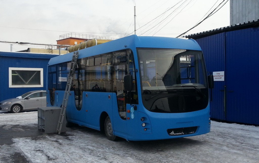 В московском автобусе прямо во время движения провалился пол