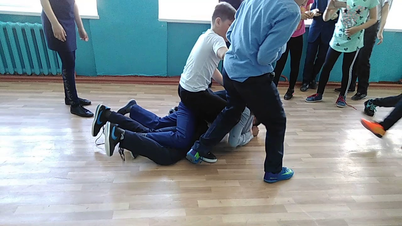 В России с травлей сталкивается 30 процентов школьников