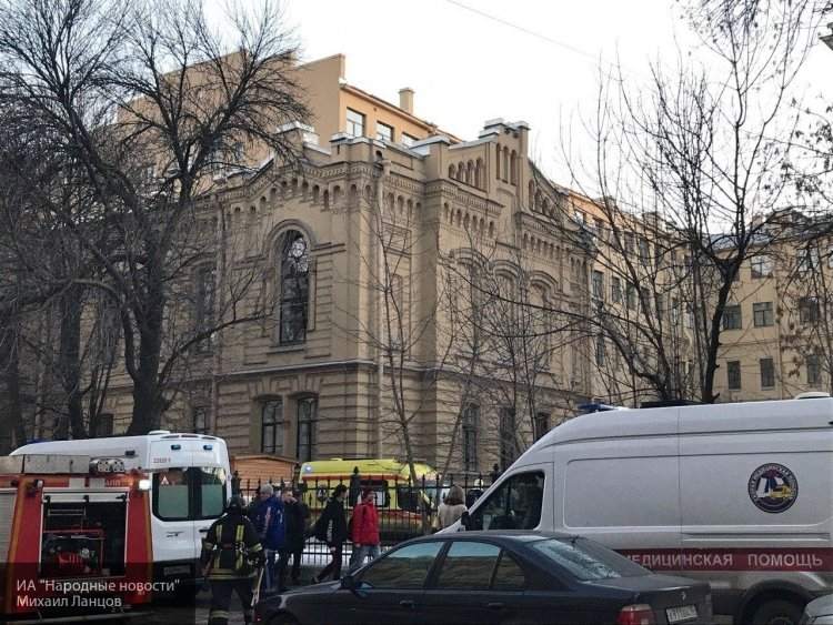 Здание университета в Петербурге обрушилось в результате косметического ремонта