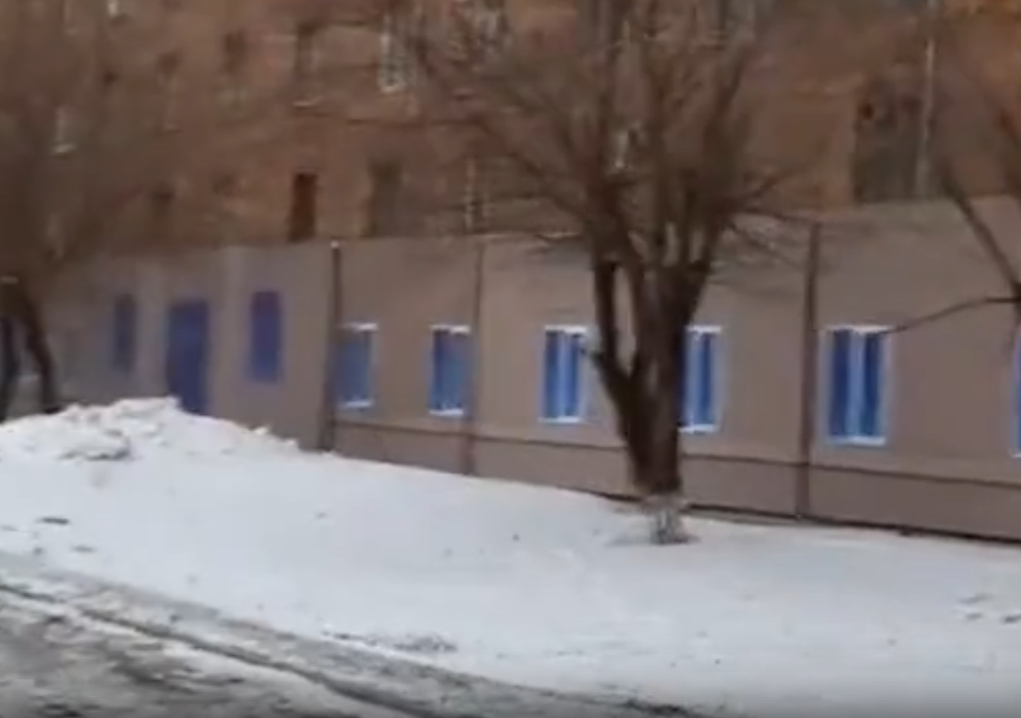 Красноярск готовится к Универсиаде: елки-палки, бездымный уголь, баннер вместо здания