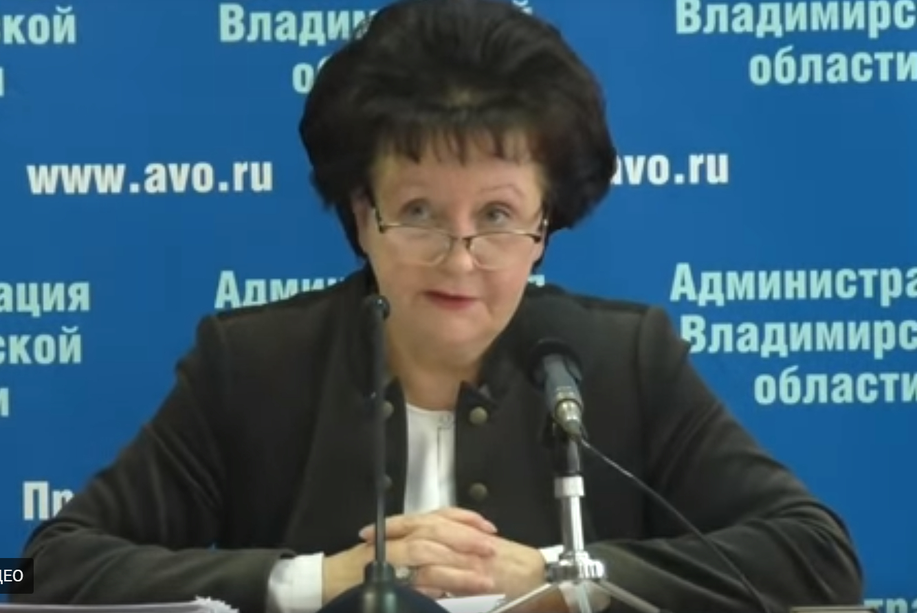 Чиновница заявила, что в школах не должны кормить детей
