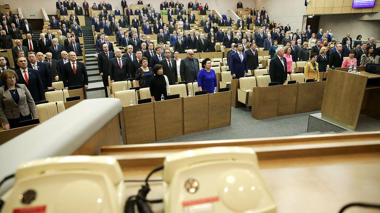Писатели и журналисты назвали закон о фейках возвращением цензуры