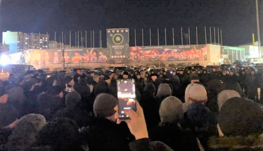 Мигрант, изнасиловавший местную жительницу, задержан после массового митинга