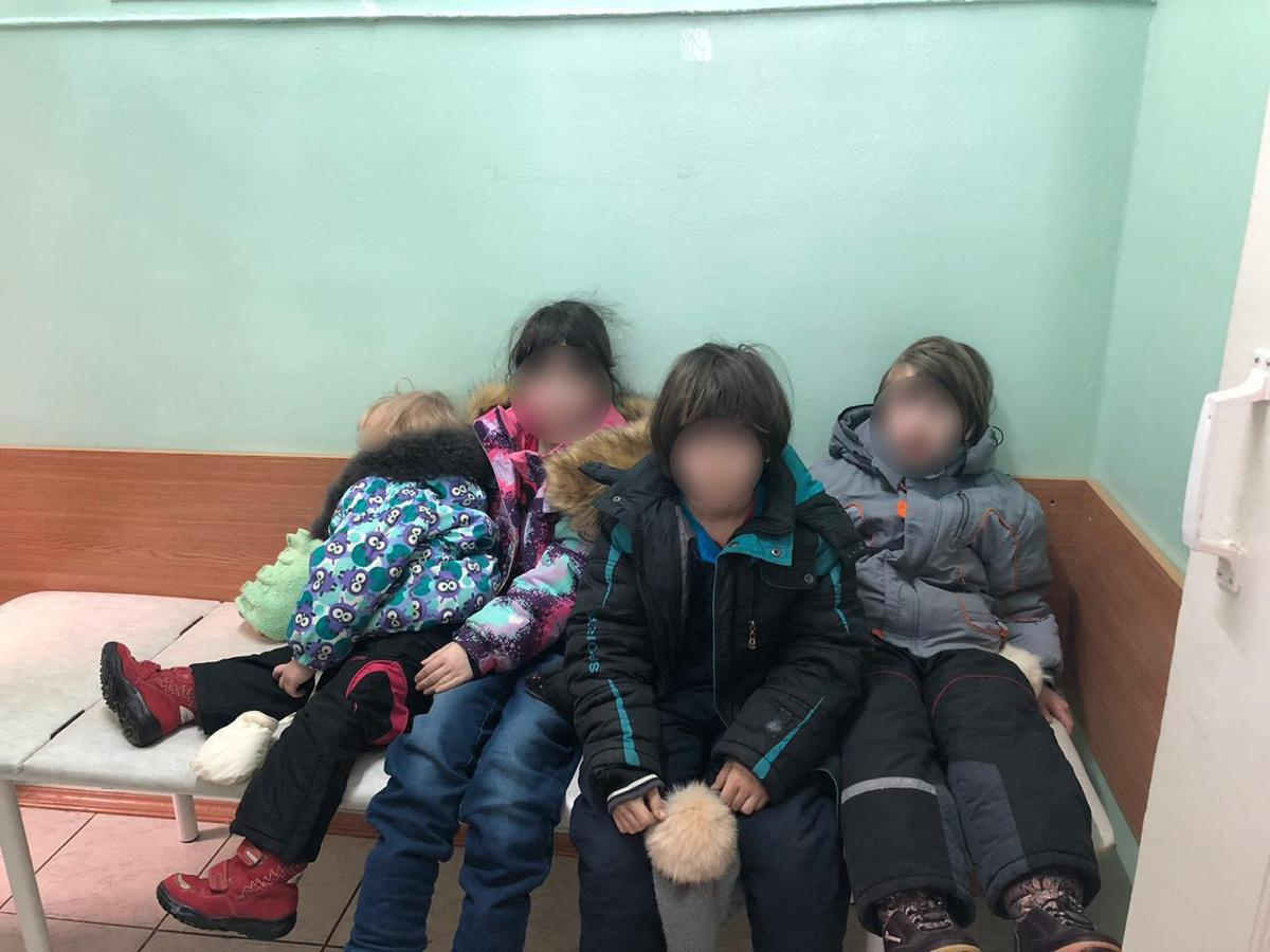 В Мытищах нашли четырех детей-Маугли, которых кормили едой из помойки