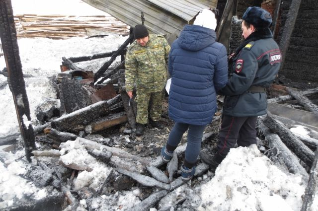 В Прикамье подросток обиделась на родителей и попыталась сжечь их заживо
